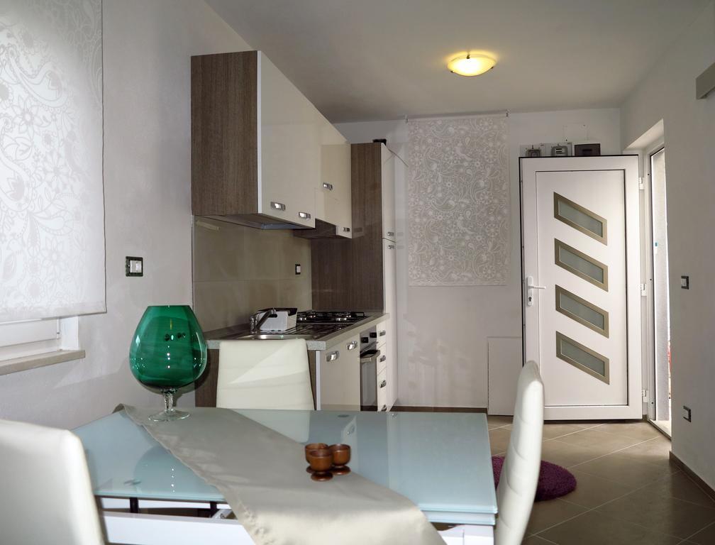 Apartments Rotiroti ซาดาร์ ห้อง รูปภาพ