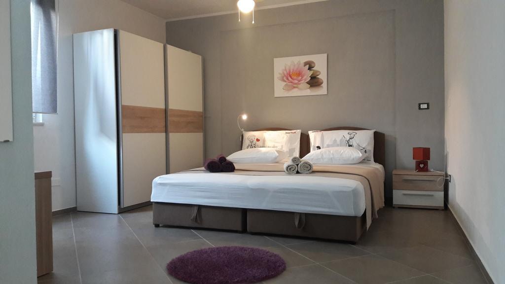 Apartments Rotiroti ซาดาร์ ภายนอก รูปภาพ
